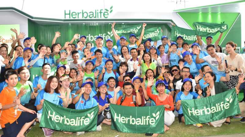 Herbalife Việt Nam tiếp tục là đối tác dinh dưỡng của giải việt dã VnExpress Marathon Sparkling Quy Nhơn 2023