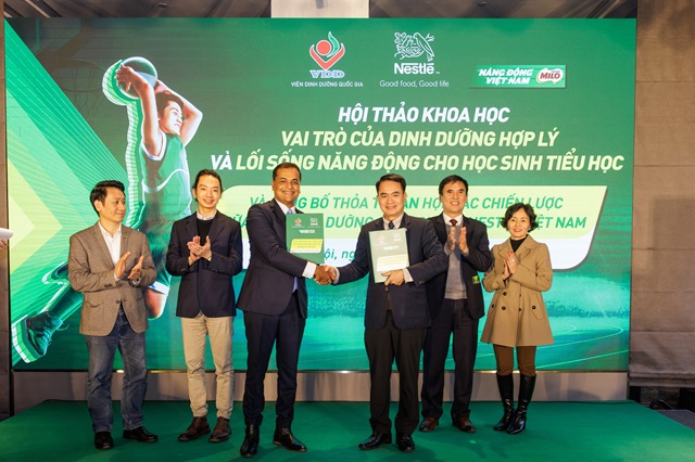 Viện Dinh dưỡng Quốc gia và Nestlé Việt Nam công bố thỏa thuận hợp tác “Nâng cao nhận thức về vai trò của Dinh dưỡng hợp lý và lối sống năng động”