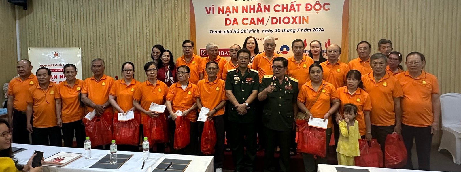 Trung tâm Truyền thông Cộng đồng Môi trường tổ chức thi thiết kế logo: Để nạn nhân chất độc da cam không cô đơn