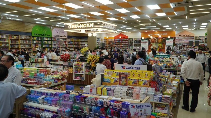 Công ty CP Phát hành sách TP. HCM (FAHASA) khai trương hai nhà sách Nhà sách